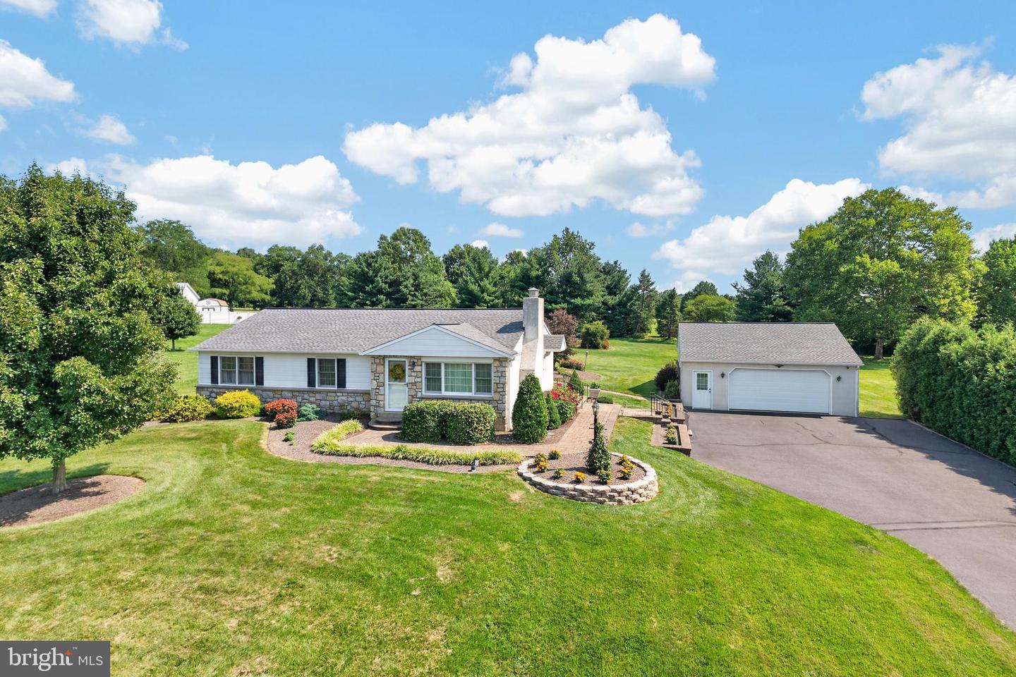 443 Allentown Rd Property Photo 1