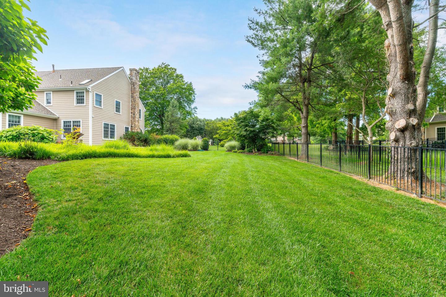 504 Hobby Horse Hill Property Photo 45