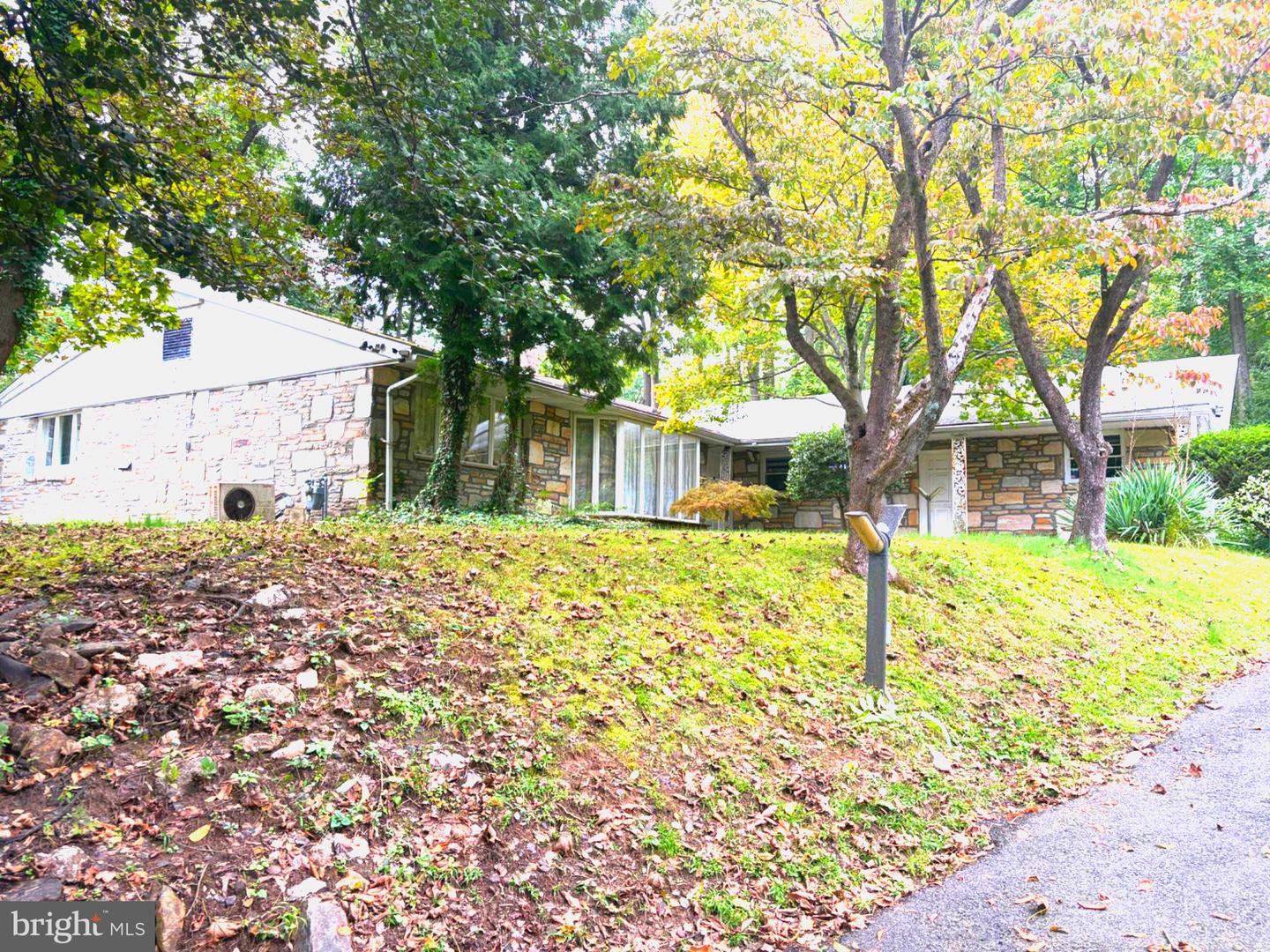 500 MARTIN LN