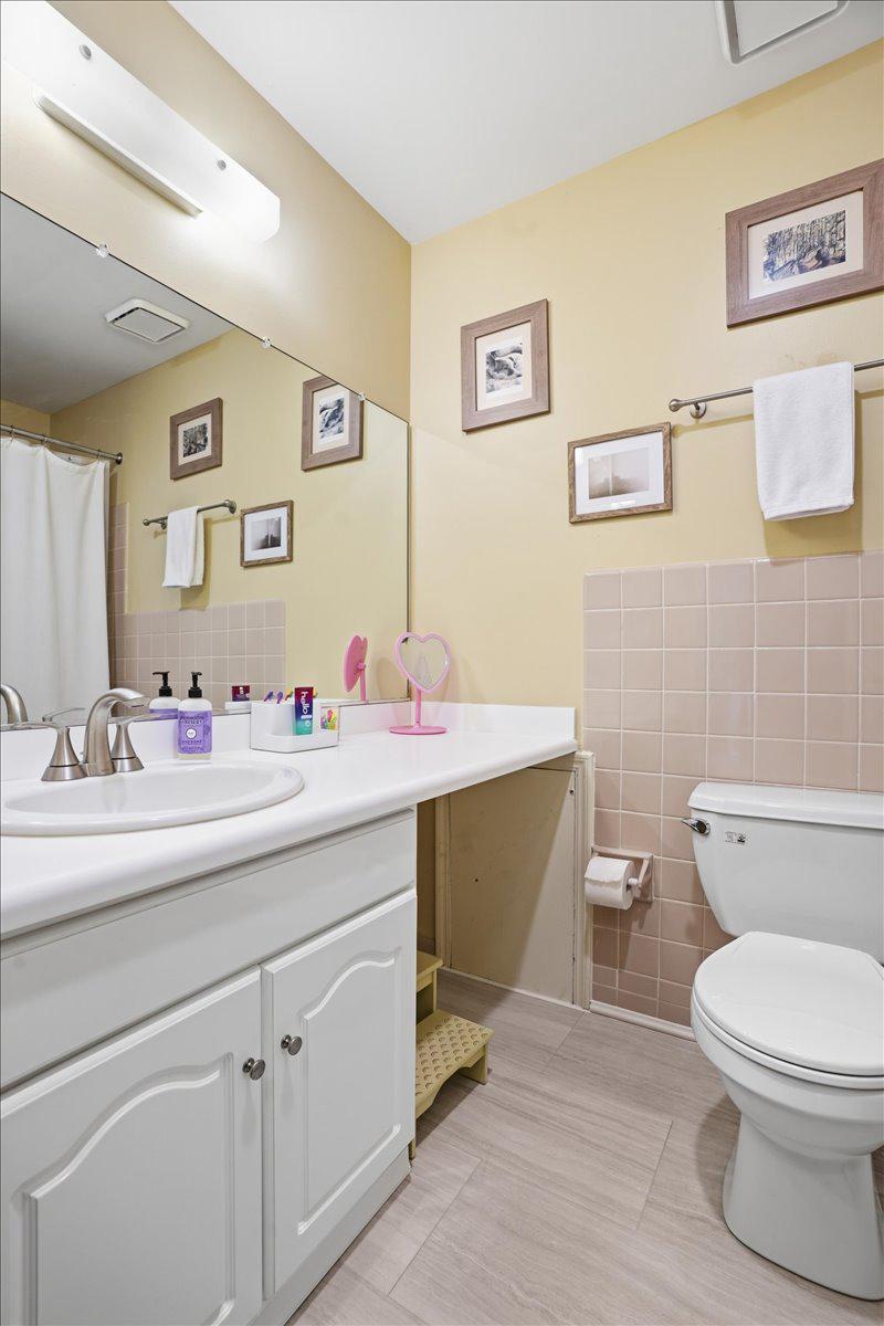 29 Barclay #204 U-29 Property Photo 30