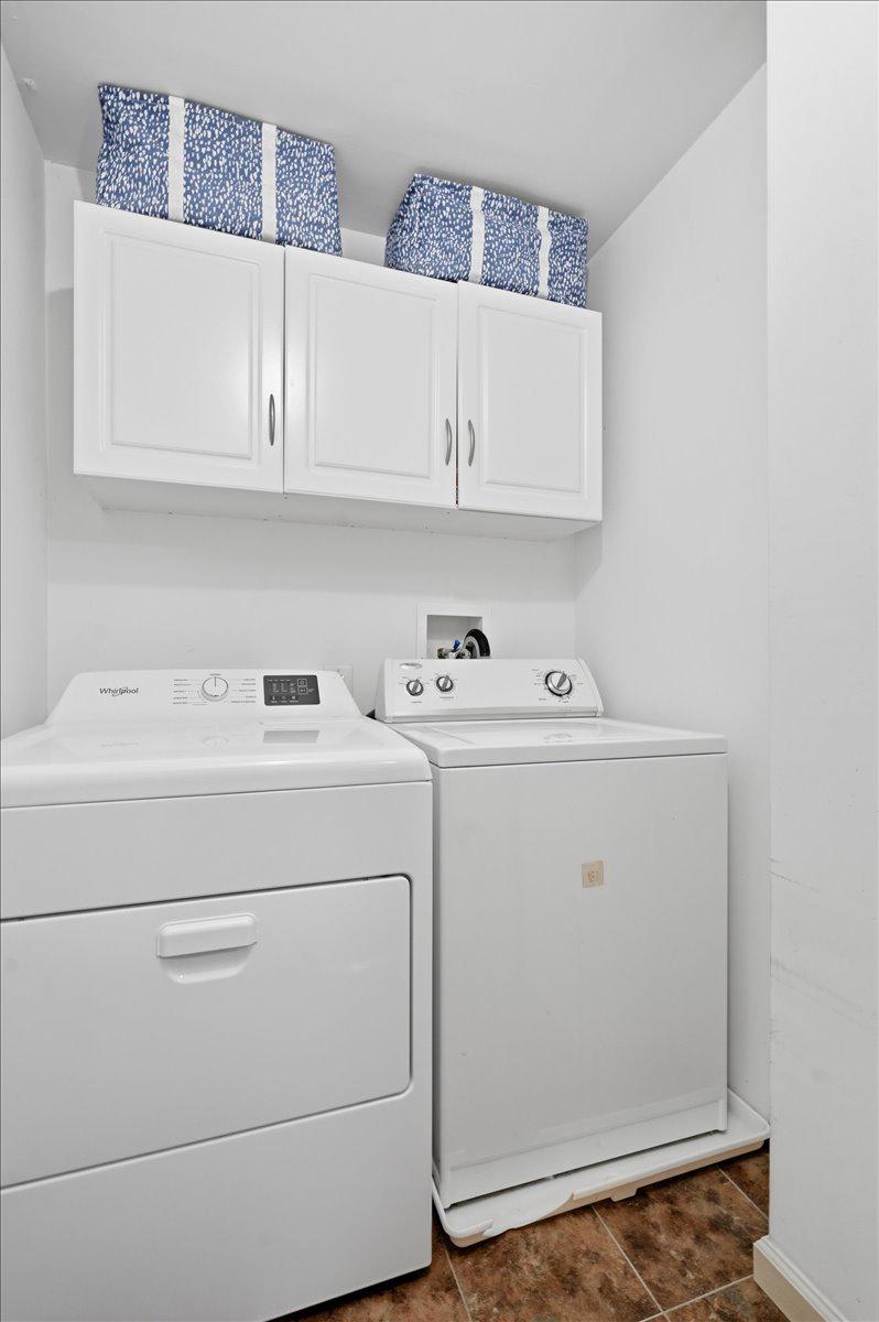 29 Barclay #204 U-29 Property Photo 32