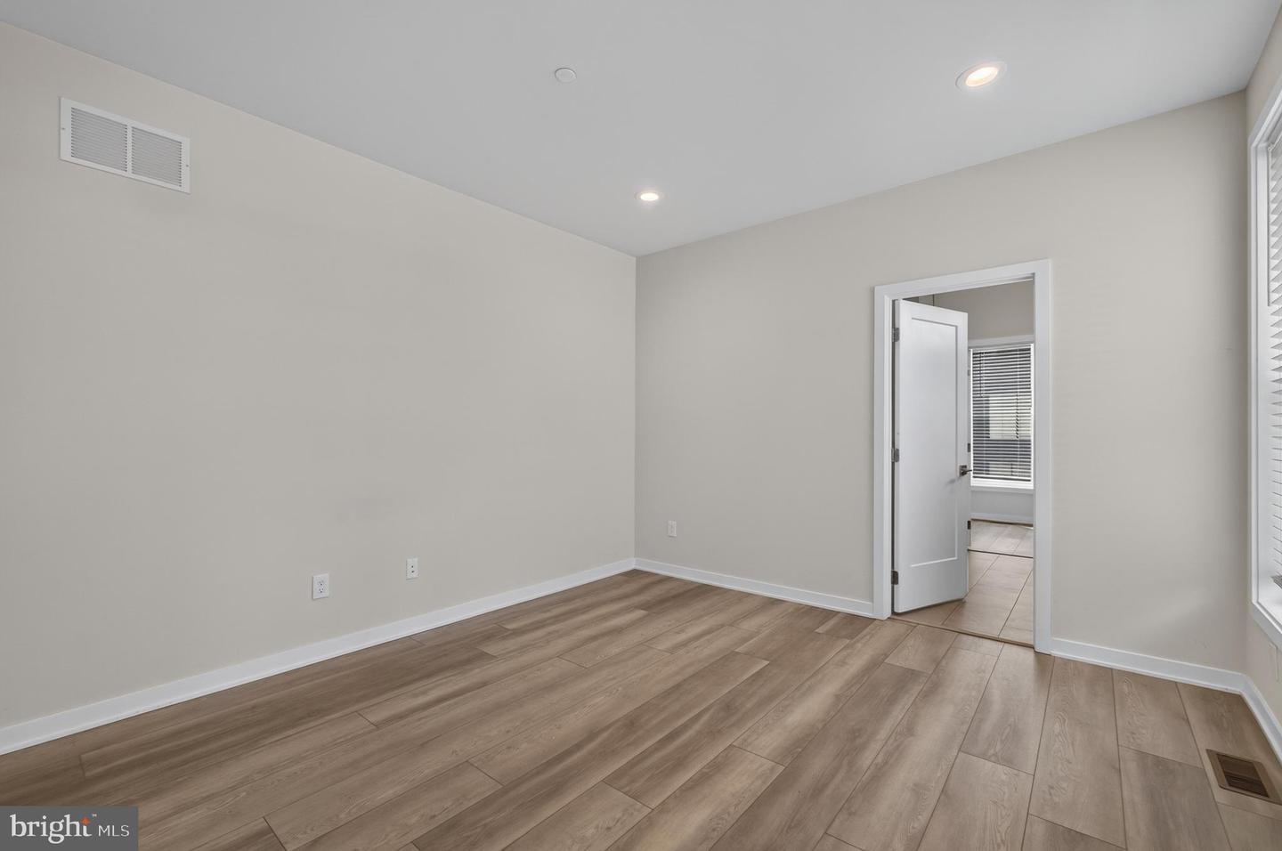 9 Umbrell Dr Property Photo 11
