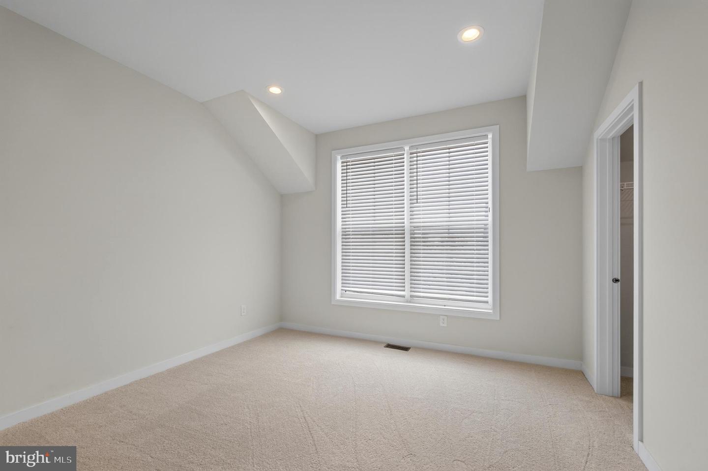 9 Umbrell Dr Property Photo 20