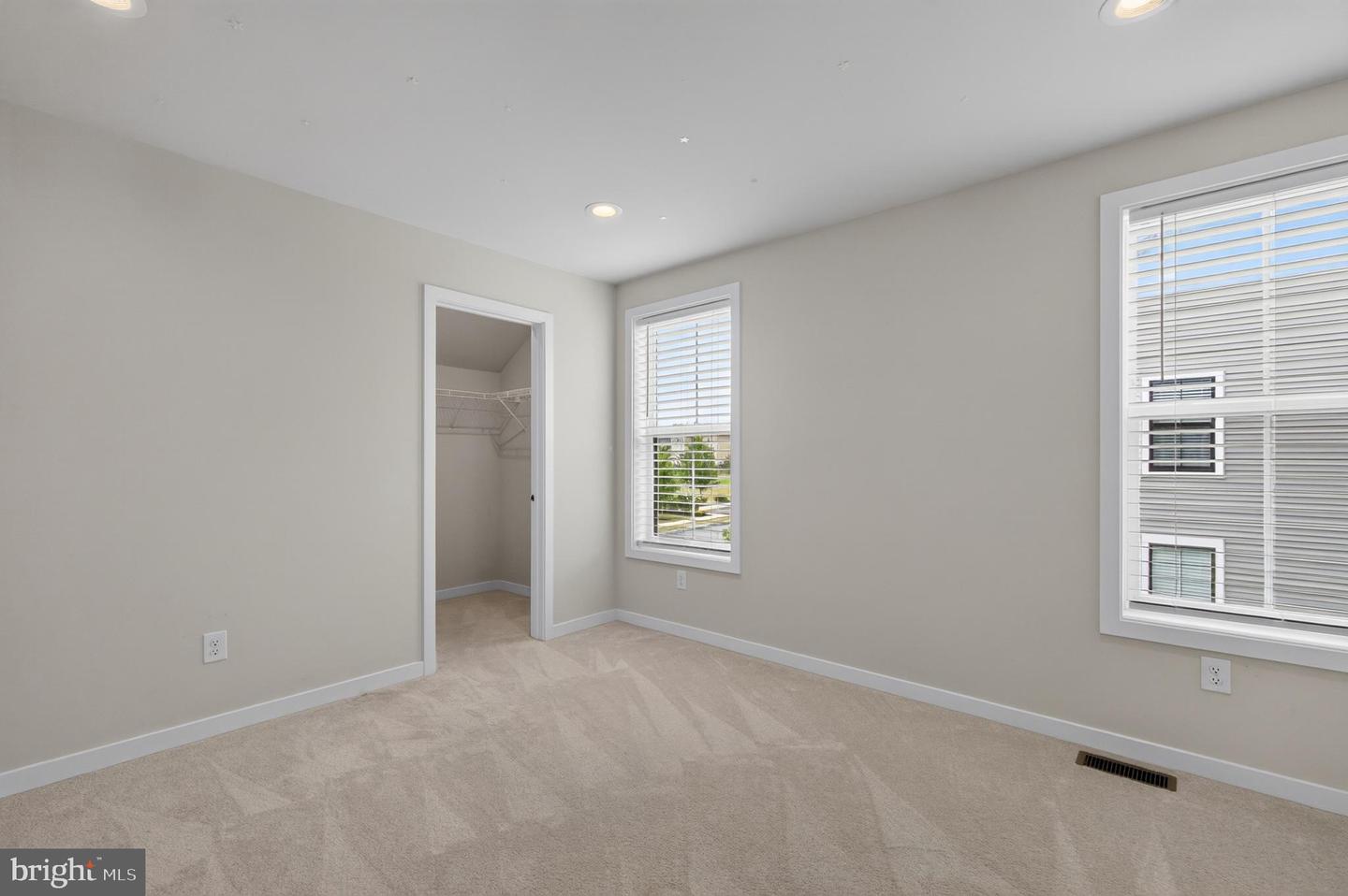 9 Umbrell Dr Property Photo 24