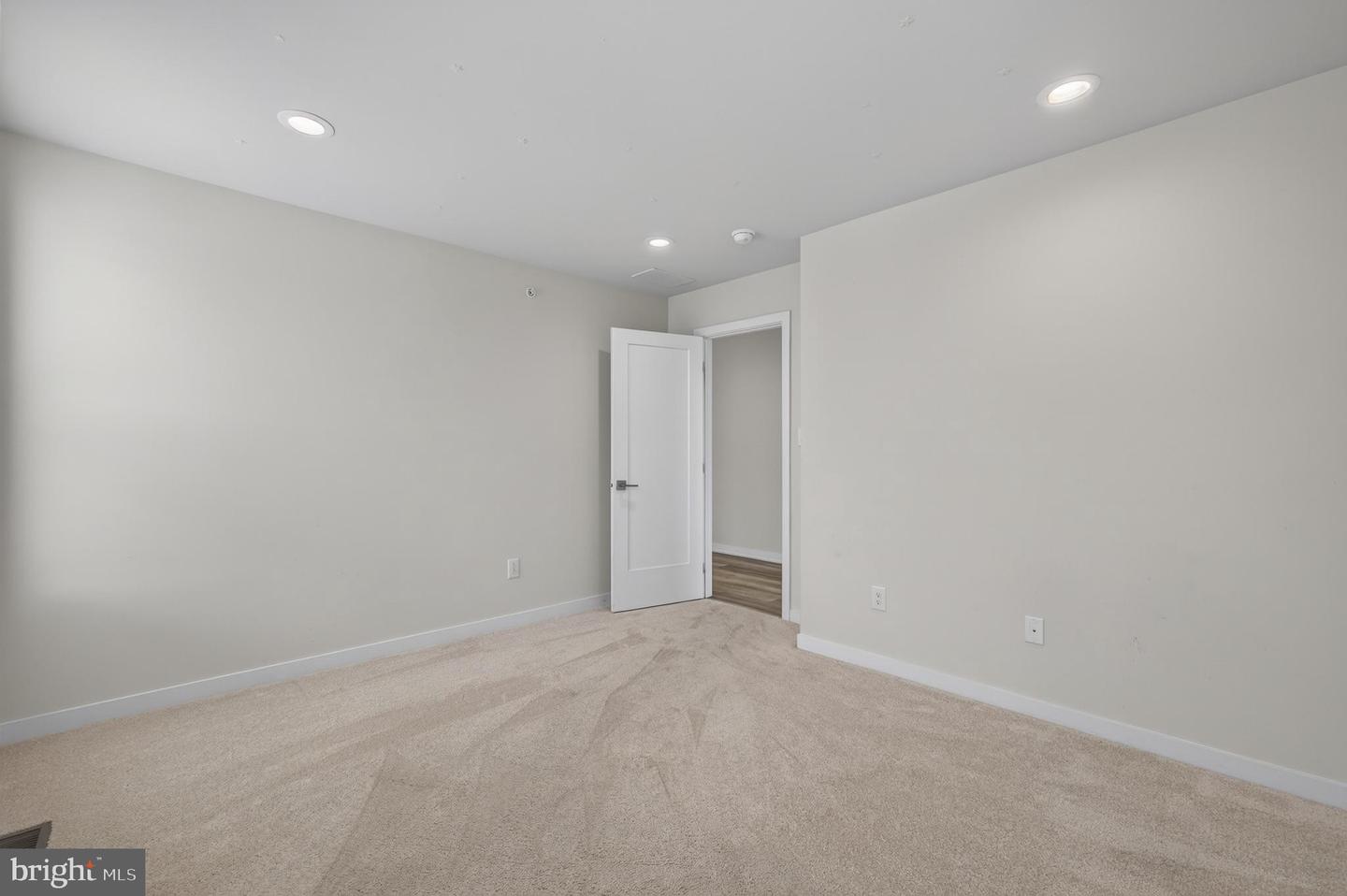 9 Umbrell Dr Property Photo 25