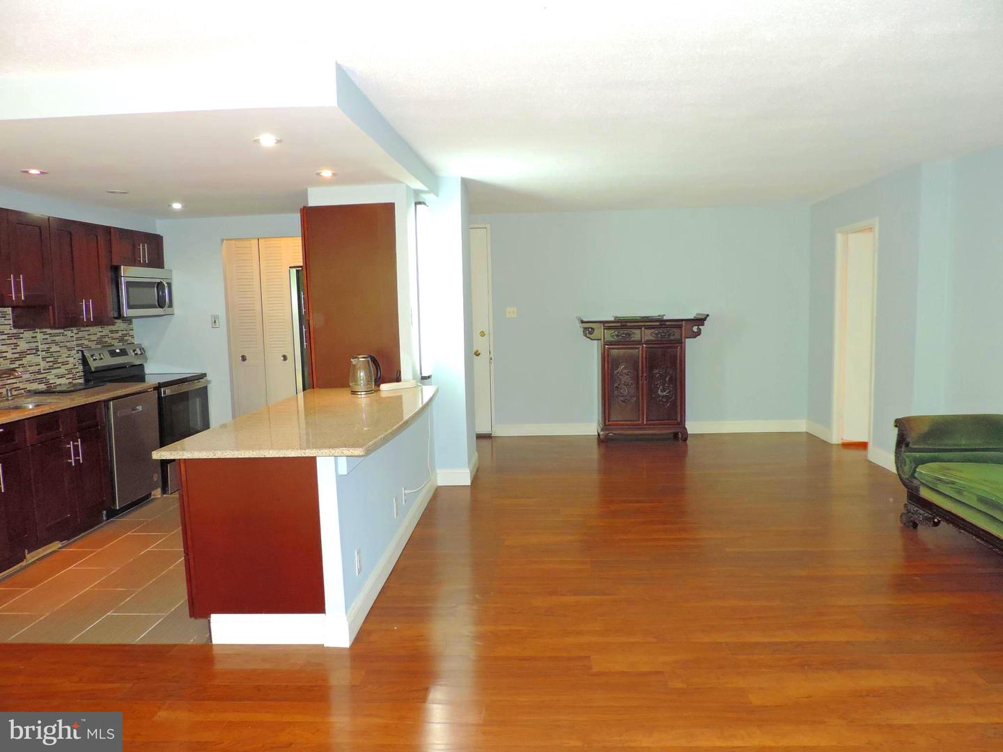 1001 City Ave #e-923 Property Photo 4