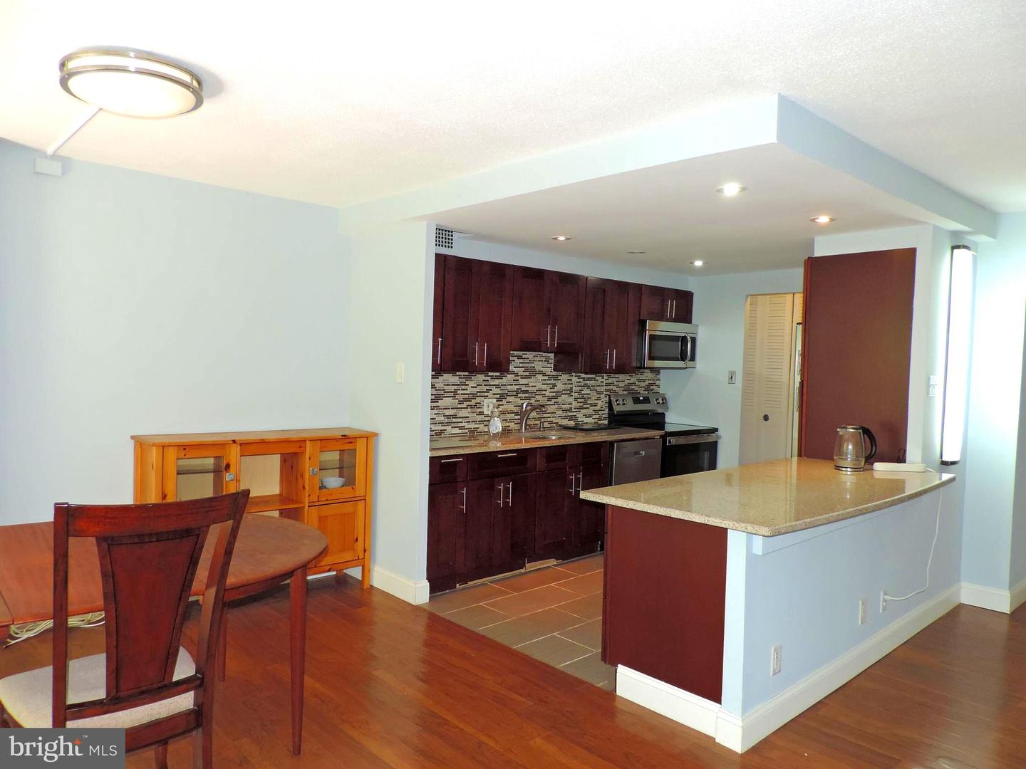 1001 City Ave #e-923 Property Photo 7