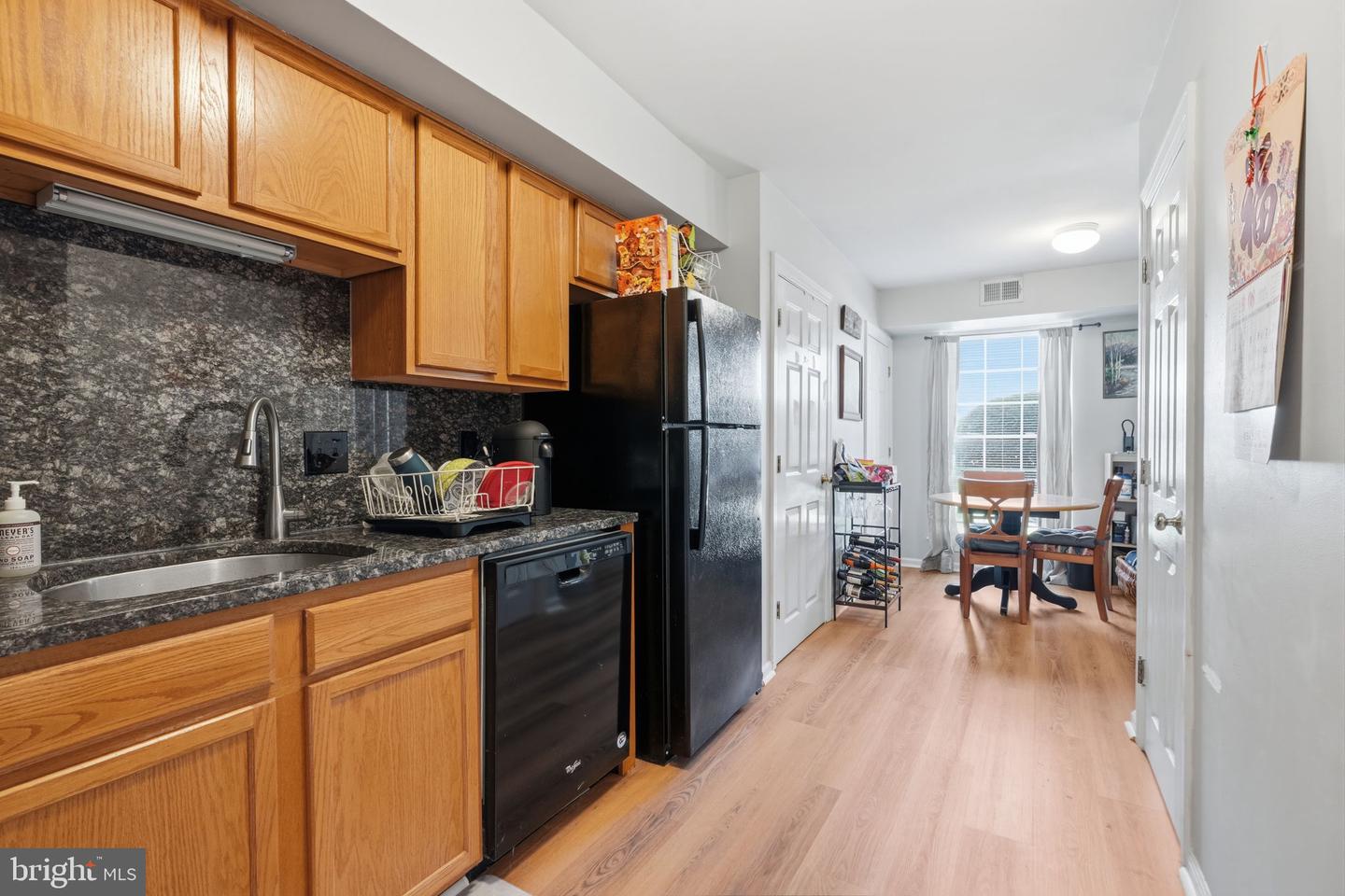 1003 Middleton Pl Property Photo 12