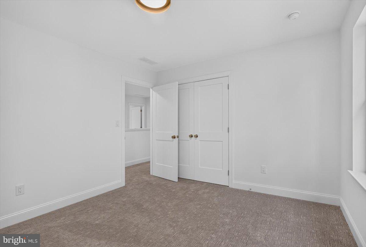 221 Fortuna Dr Property Photo 40