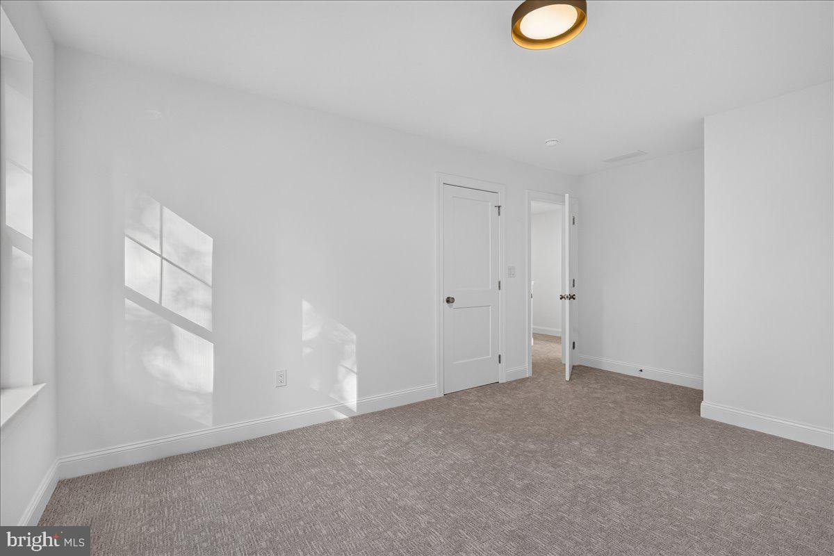221 Fortuna Dr Property Photo 45