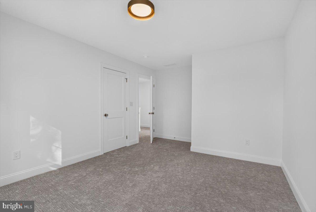 221 Fortuna Dr Property Photo 46