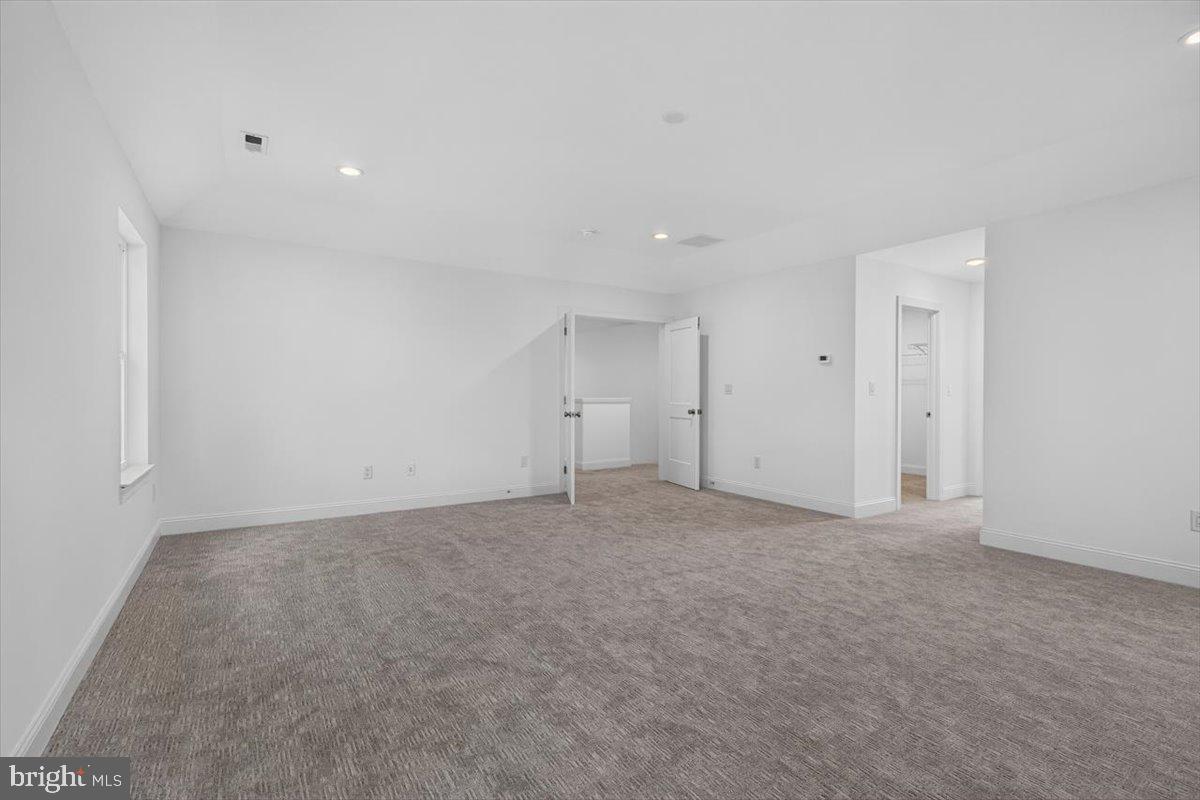 221 Fortuna Dr Property Photo 49