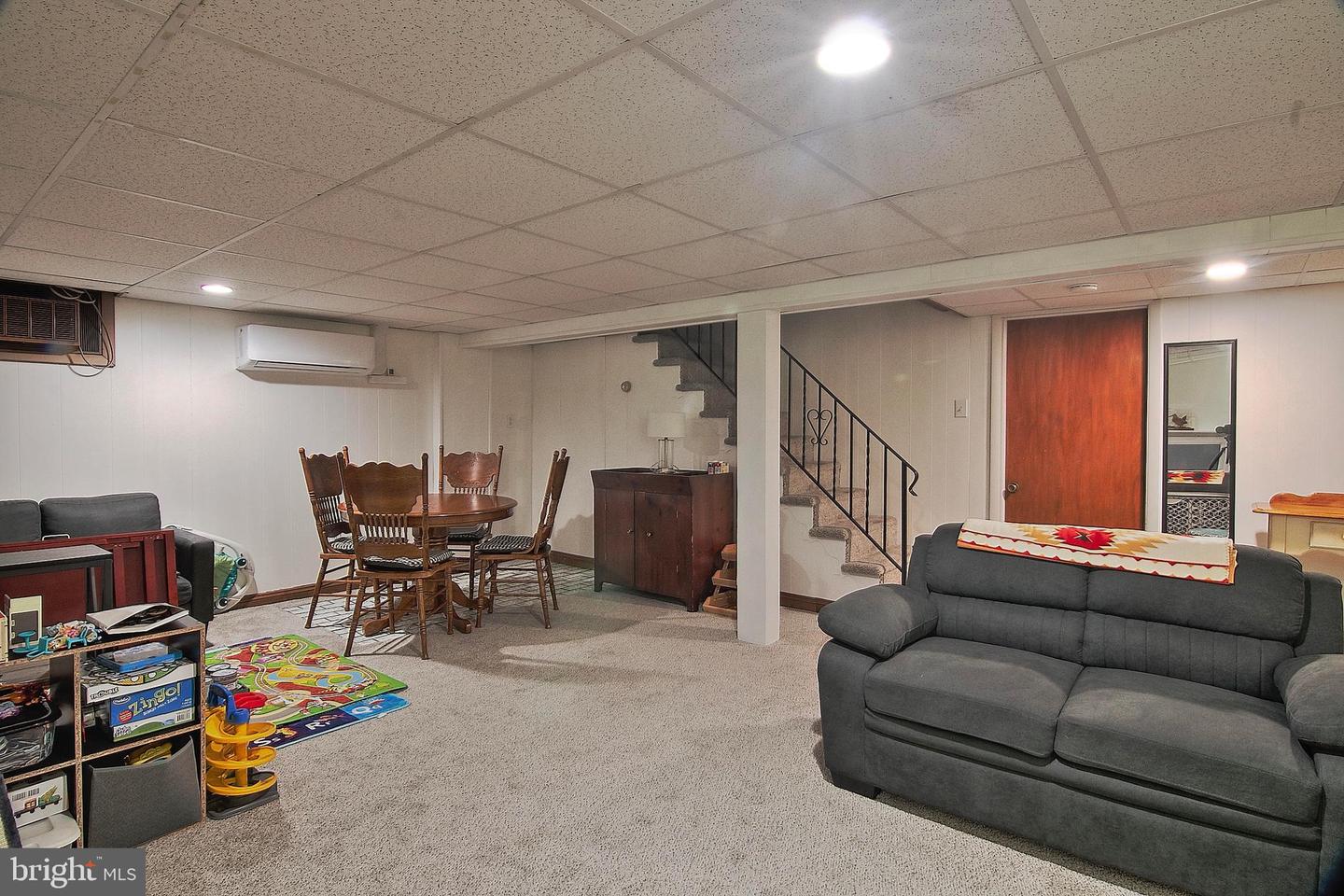 1032 N Warren St Property Photo 22