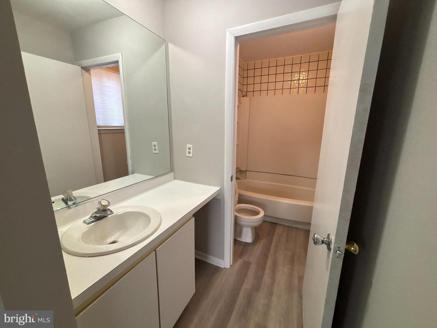 476 Bridge St Property Photo 25