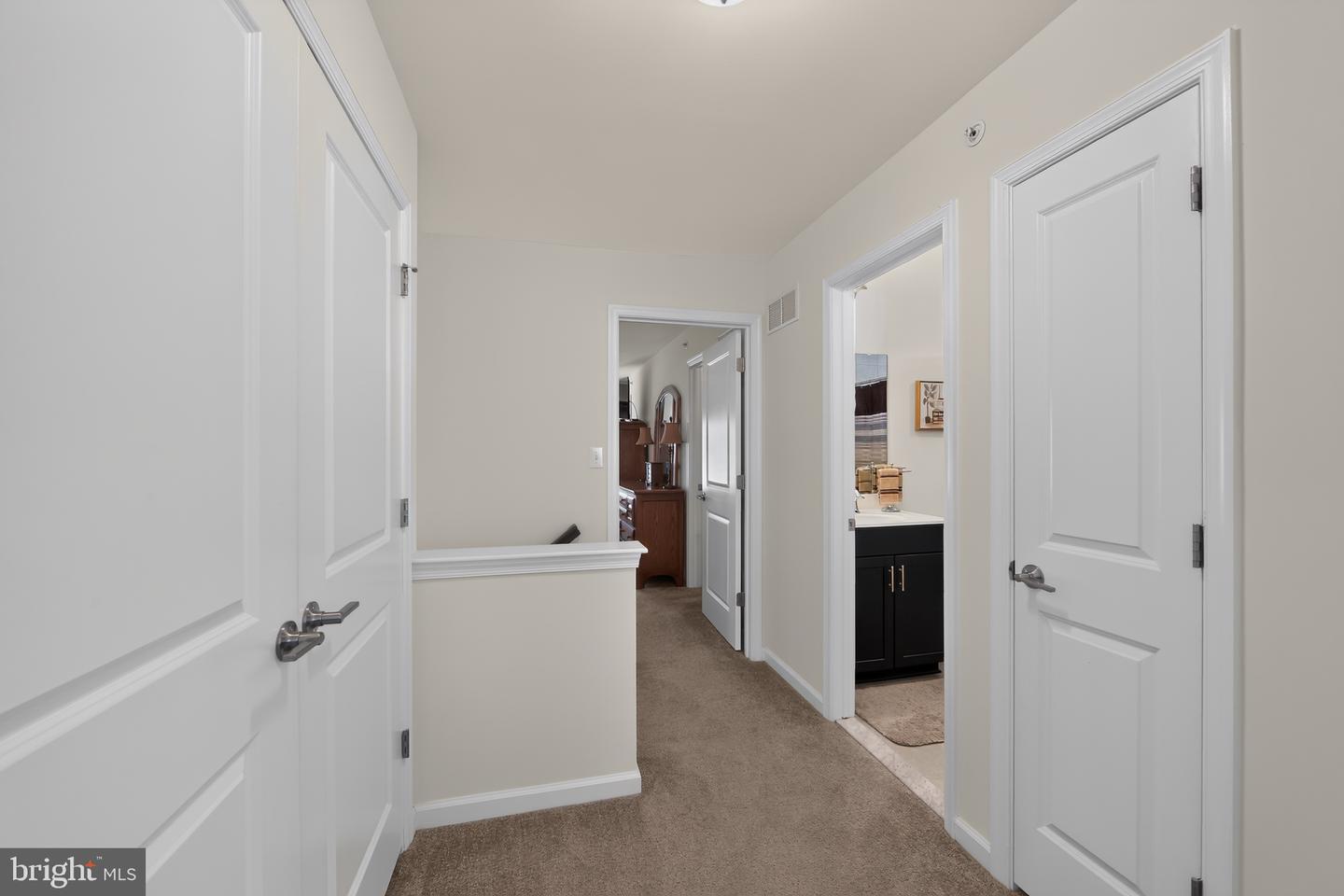 1047 Chapman Cir Property Photo 17