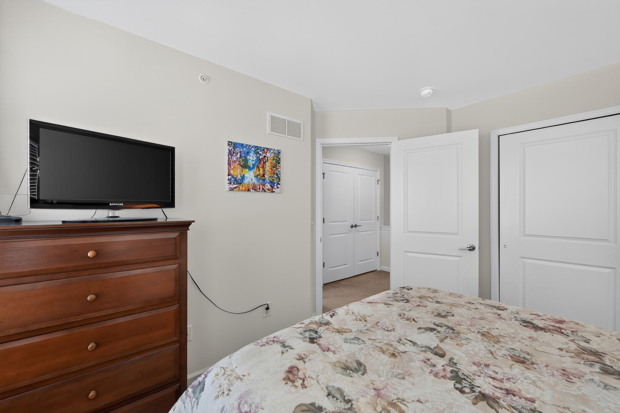 1047 Chapman Cir Property Photo 26