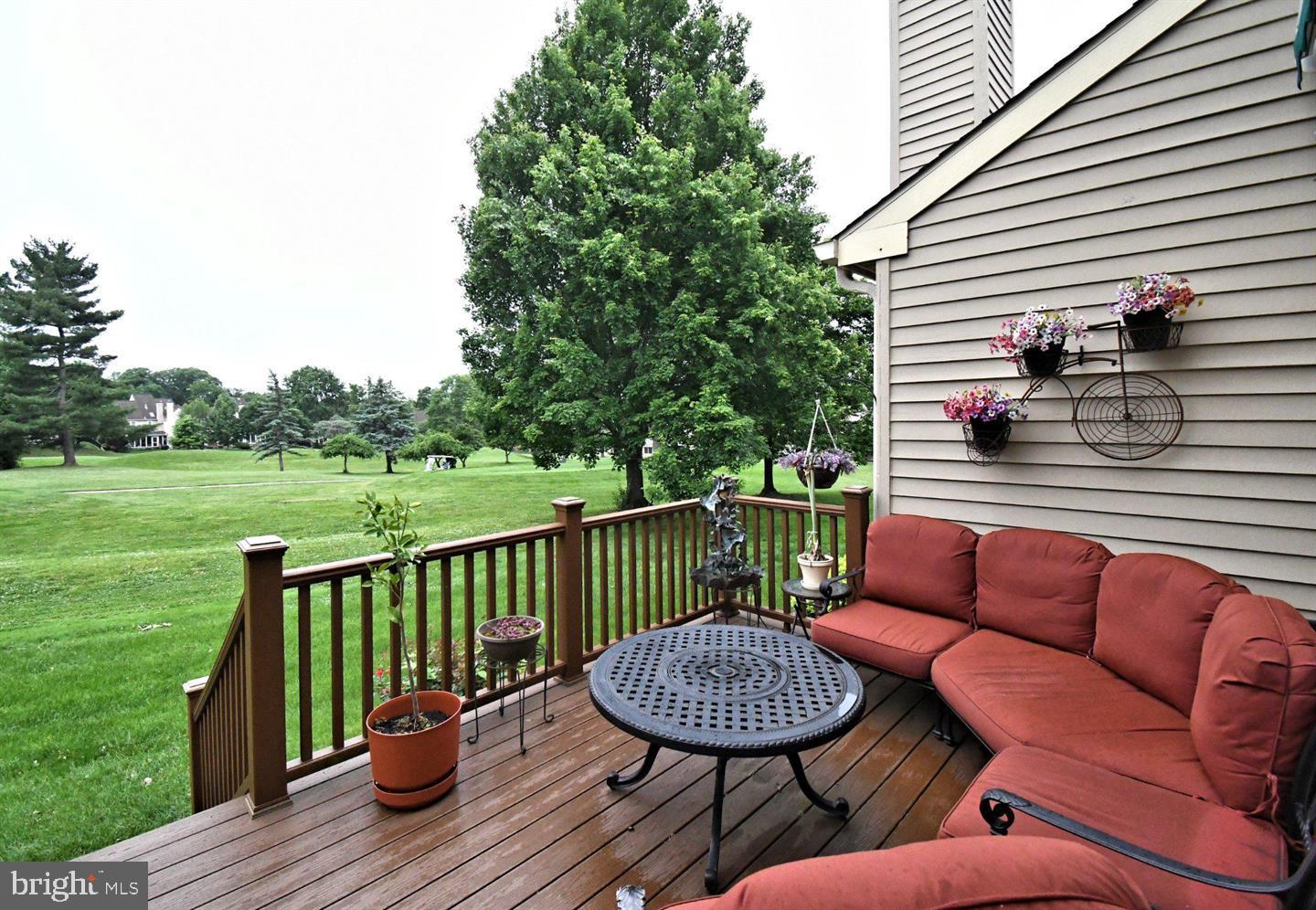187 Pinecrest Ln Property Photo 4