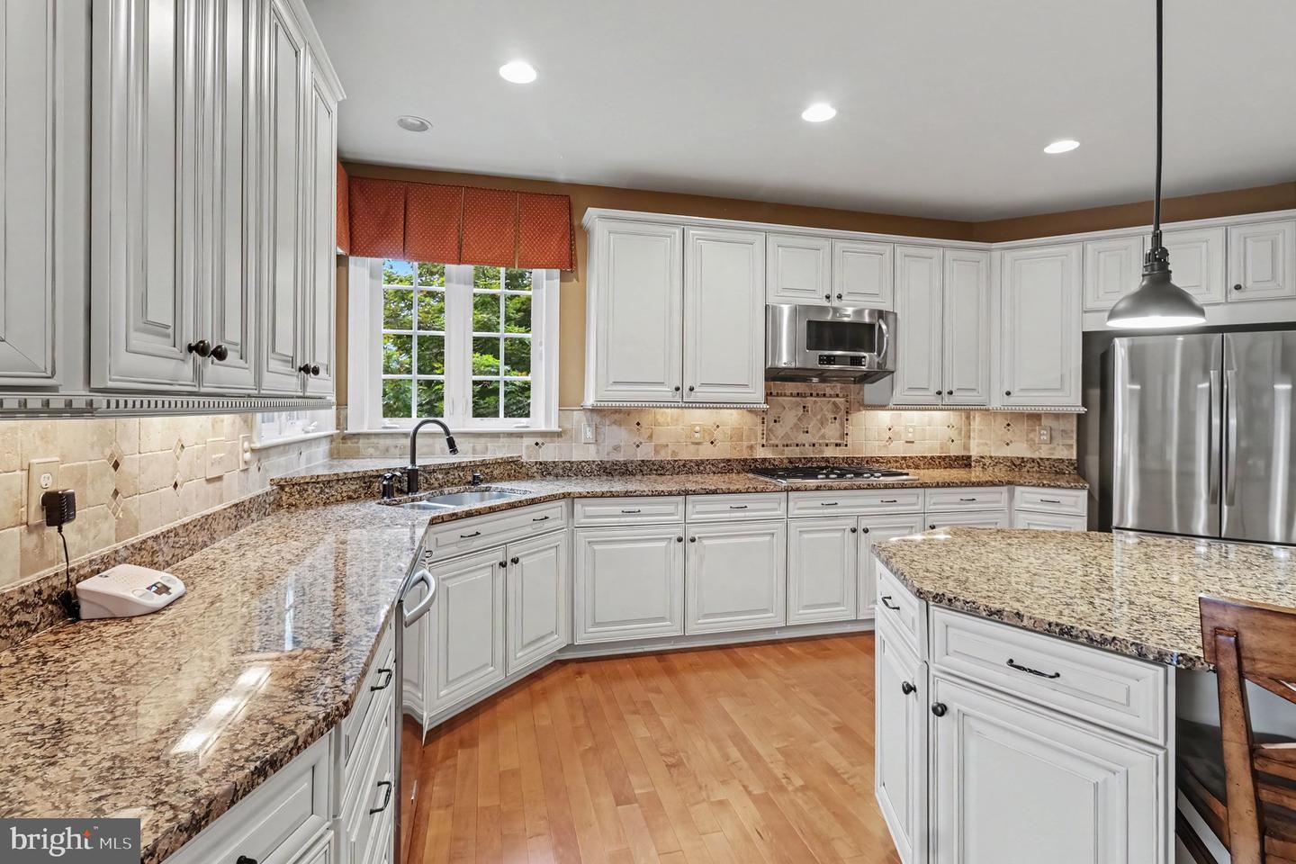 1376 Spring Hill Rd Property Photo 16