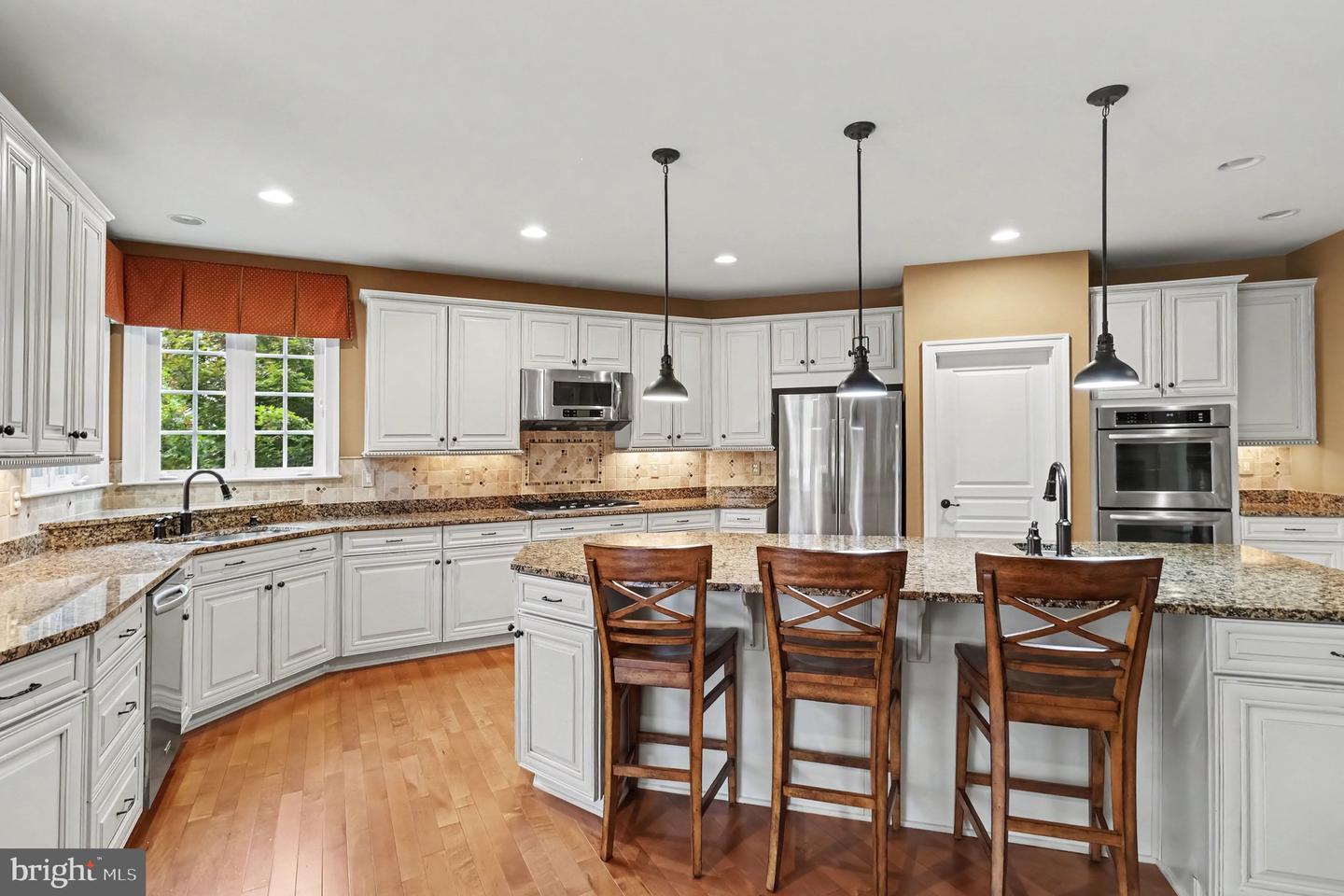 1376 Spring Hill Rd Property Photo 18
