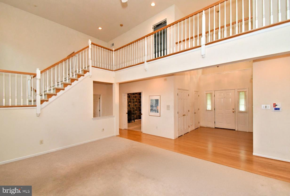 2 Whitefield Dr Property Photo 5