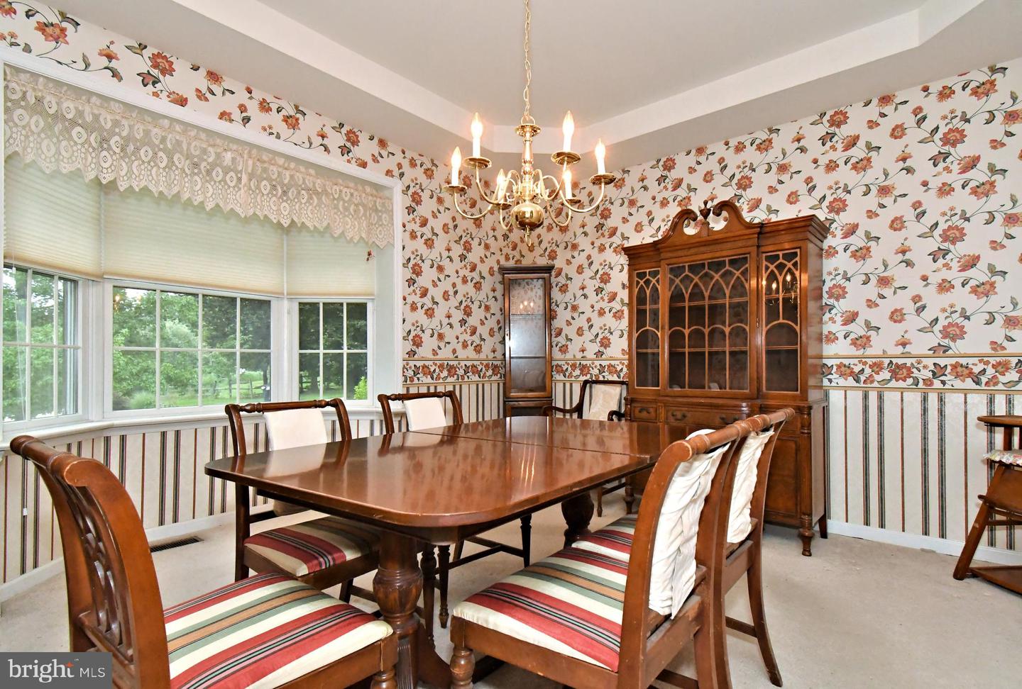 2 Whitefield Dr Property Photo 8