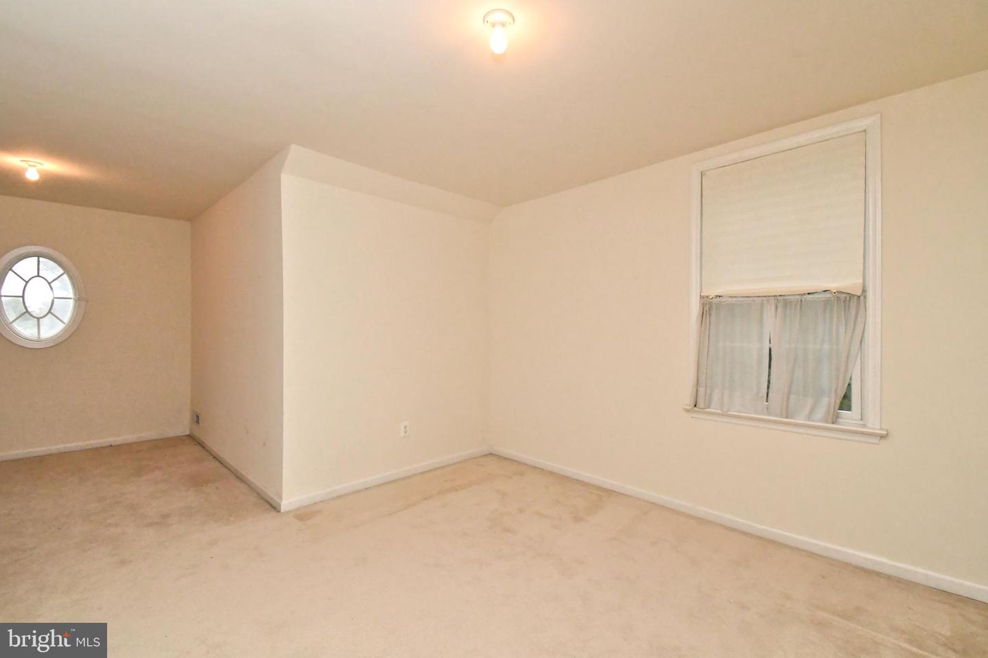 2 Whitefield Dr Property Photo 27