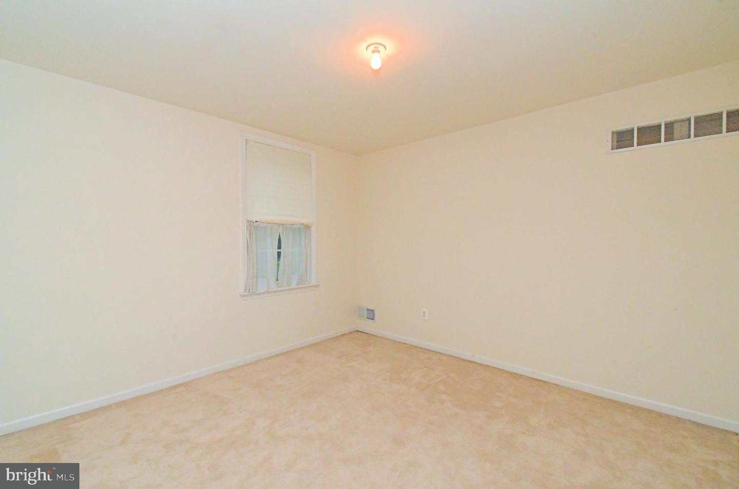 2 Whitefield Dr Property Photo 30