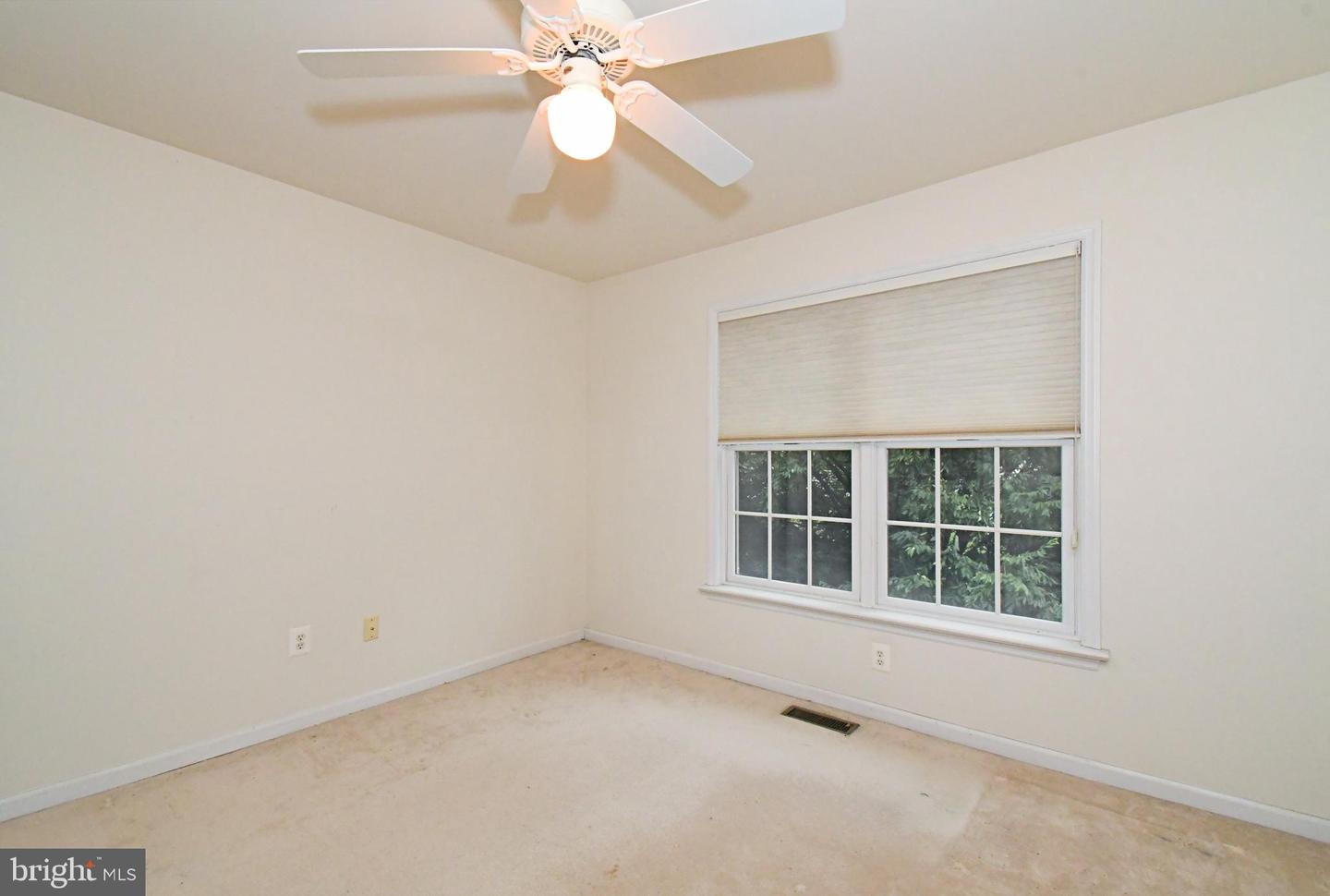 2 Whitefield Dr Property Photo 33