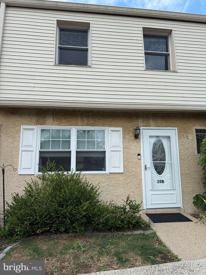 515 N York Rd #10-b Property Photo 1