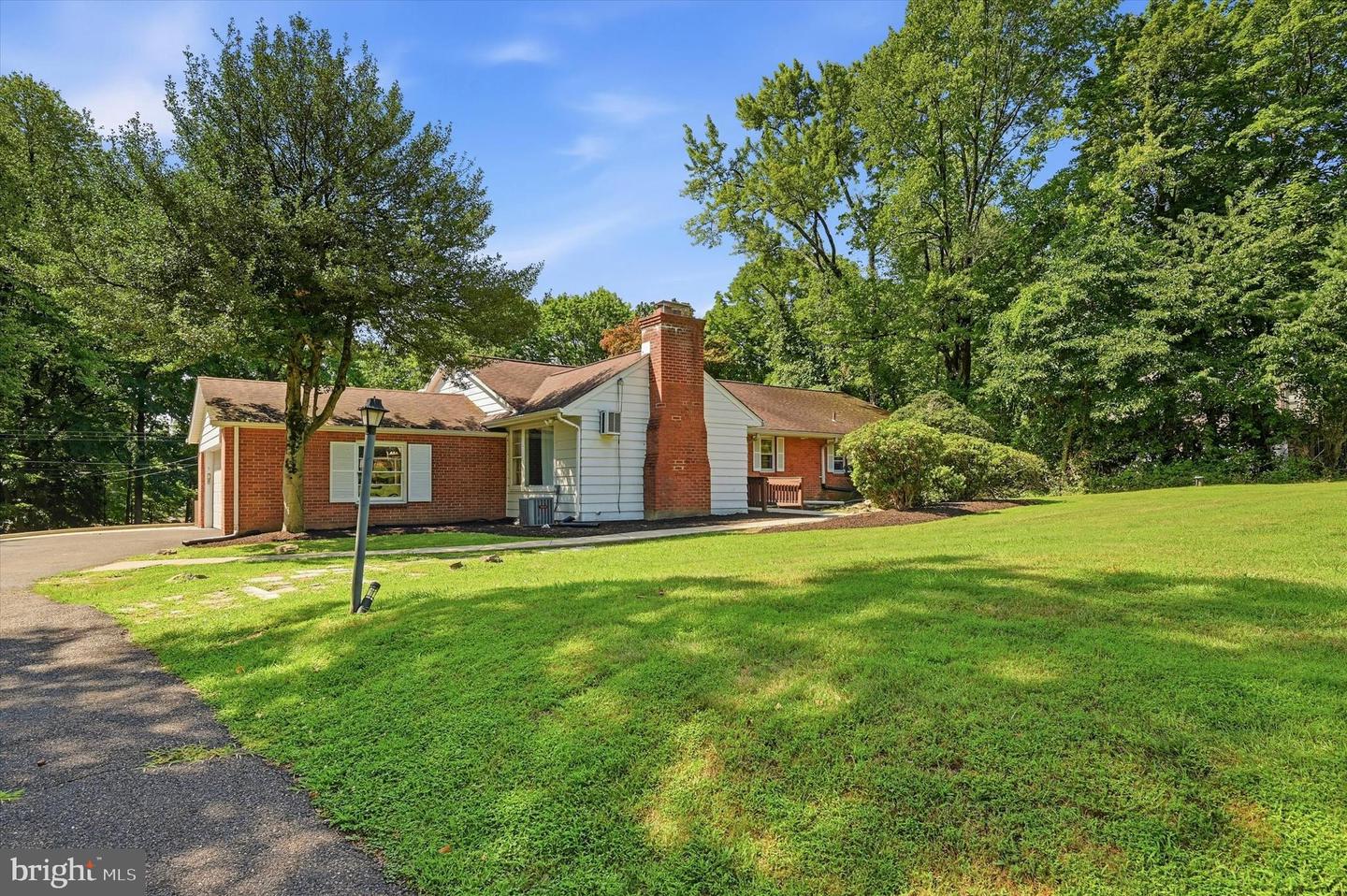 2745 Edge Hill Rd Property Photo 1