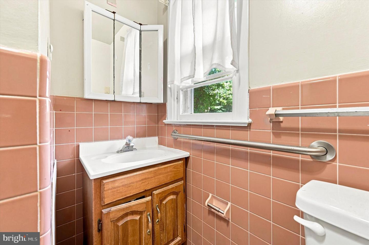 2745 Edge Hill Rd Property Photo 16