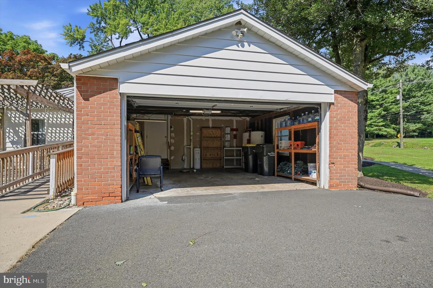 2745 Edge Hill Rd Property Photo 23