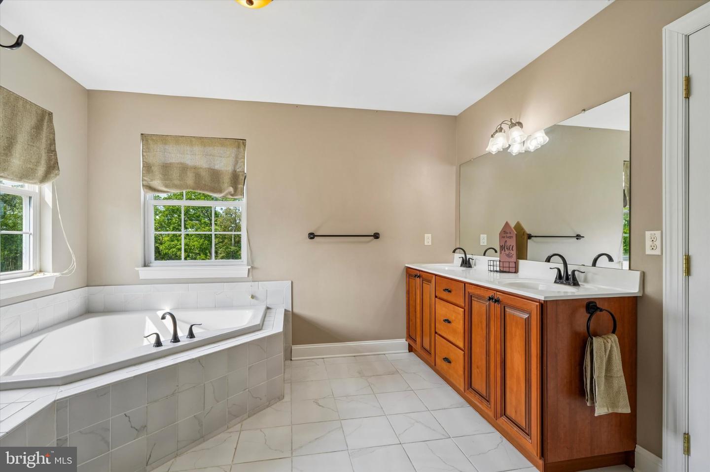 70 Alexandrea Cir Property Photo 24
