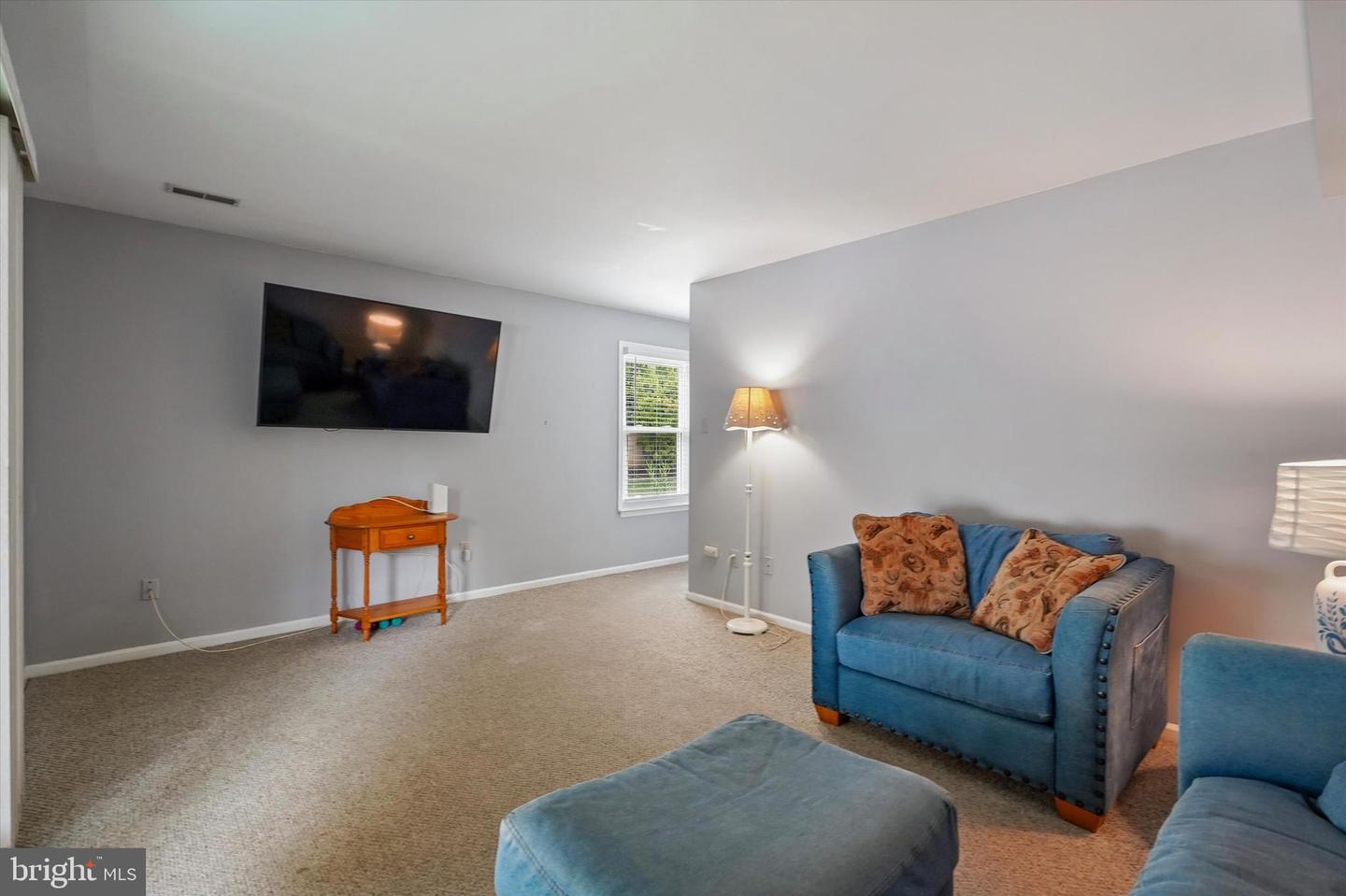 420 Pleasant Valley Dr Property Photo 23