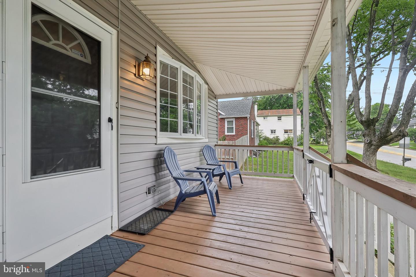 1813 Fitzwatertown Rd Property Photo 5