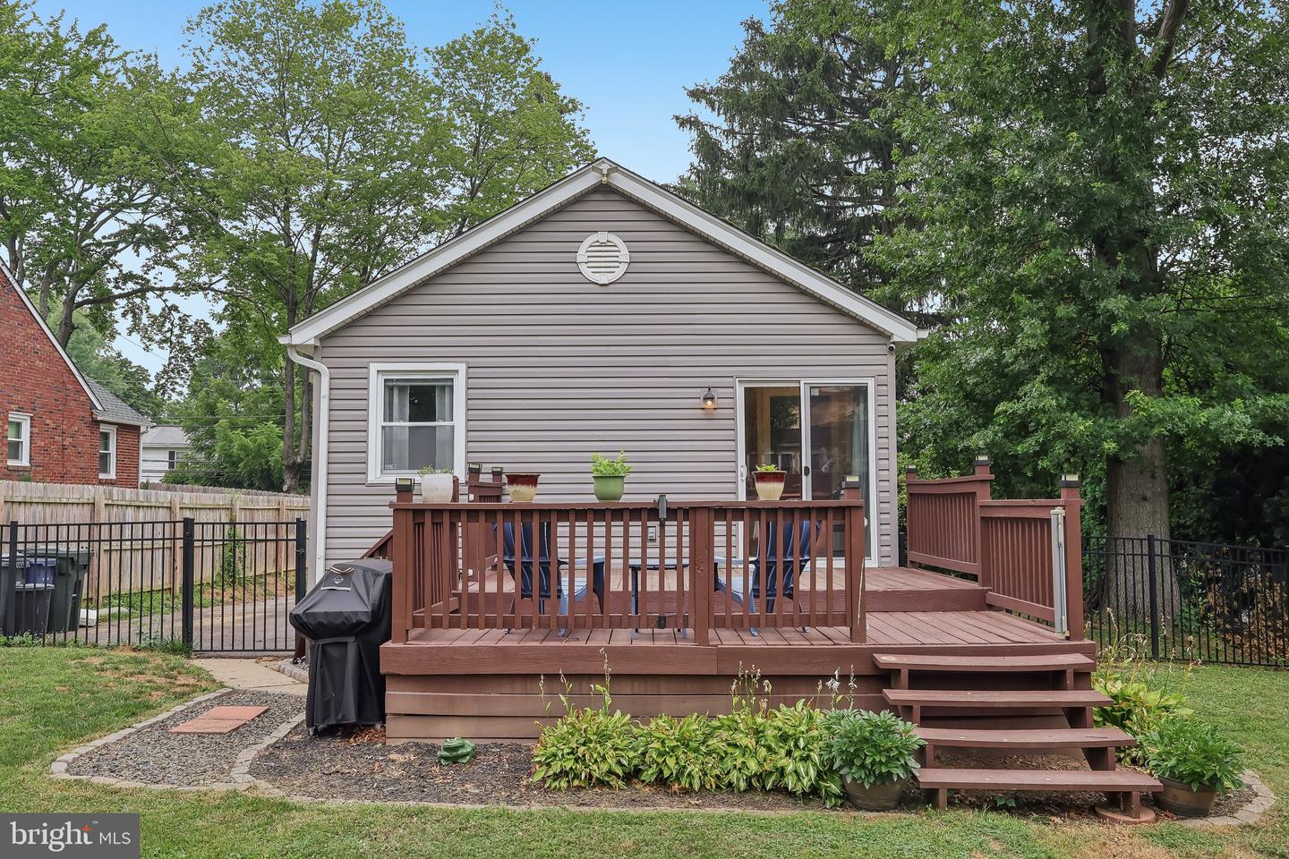 1813 Fitzwatertown Rd Property Photo 20