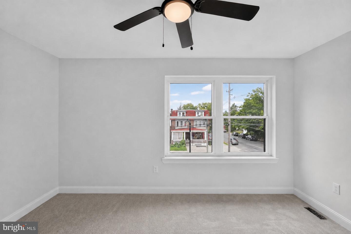 1340 Markley St Property Photo 21