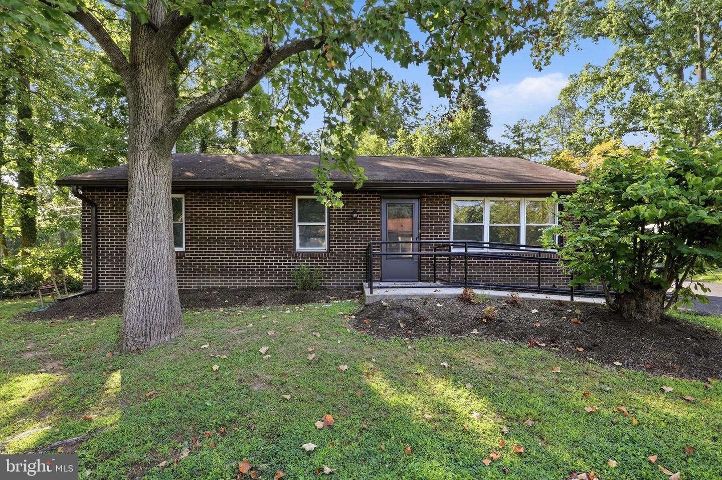 407 Johnson Rd Property Photo 1