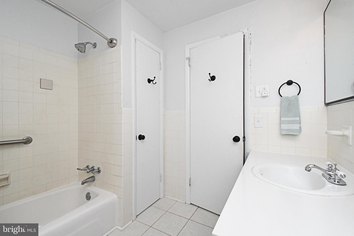 1464 Virmay Property Photo 34