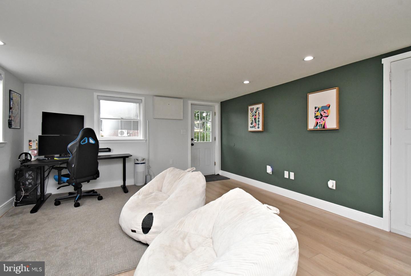 1464 Virmay Property Photo 37