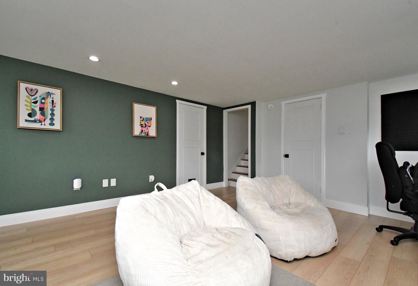 1464 Virmay Property Photo 38