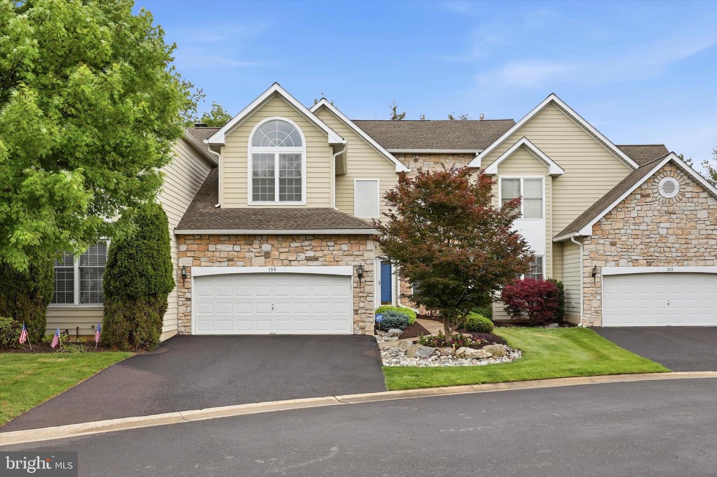 199 Birkdale Dr Property Photo 1