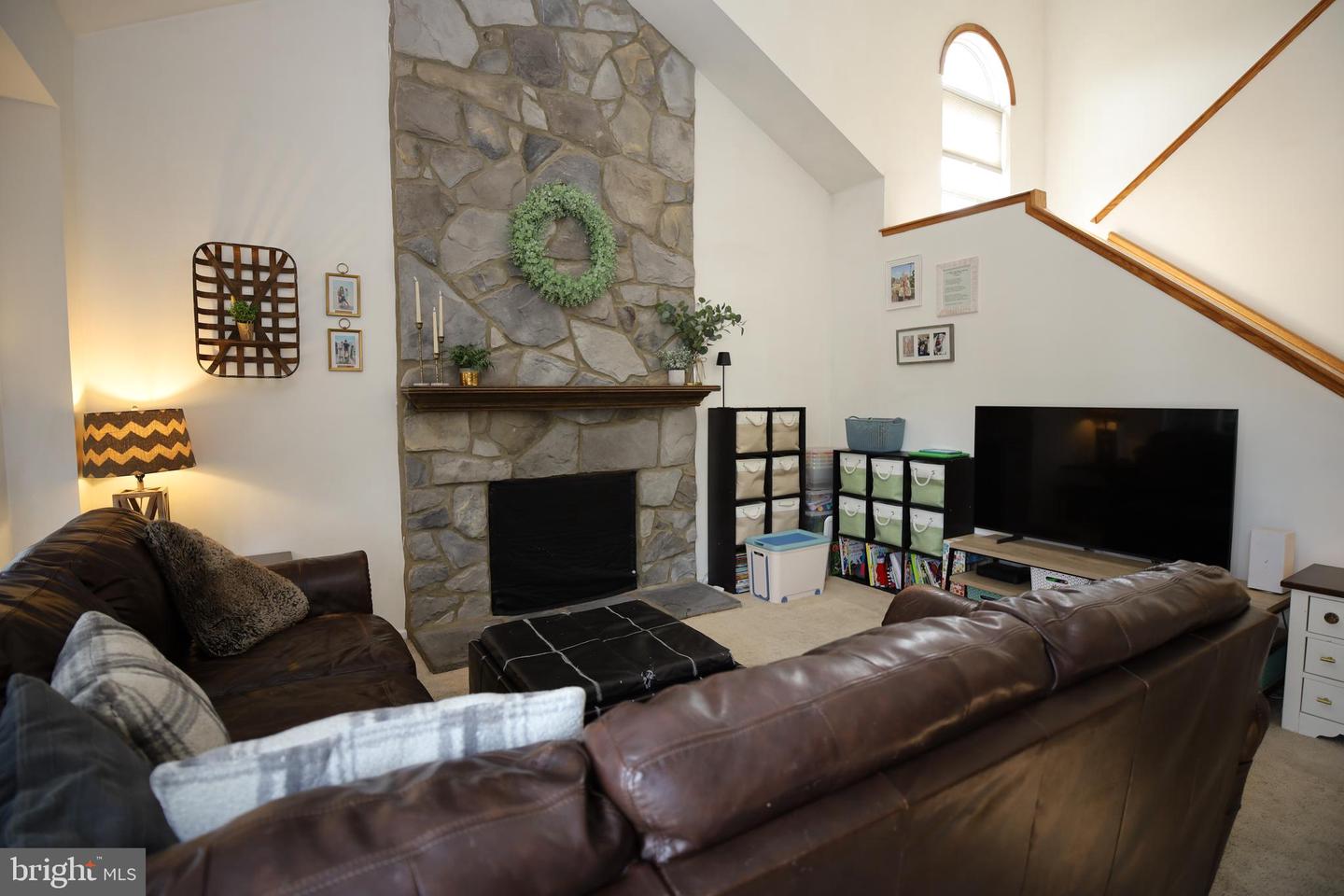 321 Wind Ripple Ct Property Photo 3