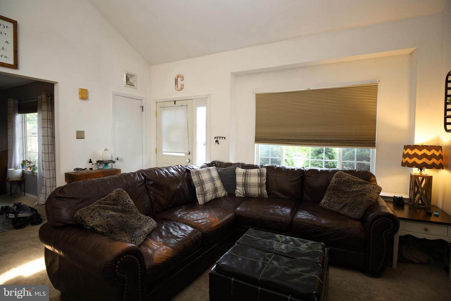 321 Wind Ripple Ct Property Photo 4