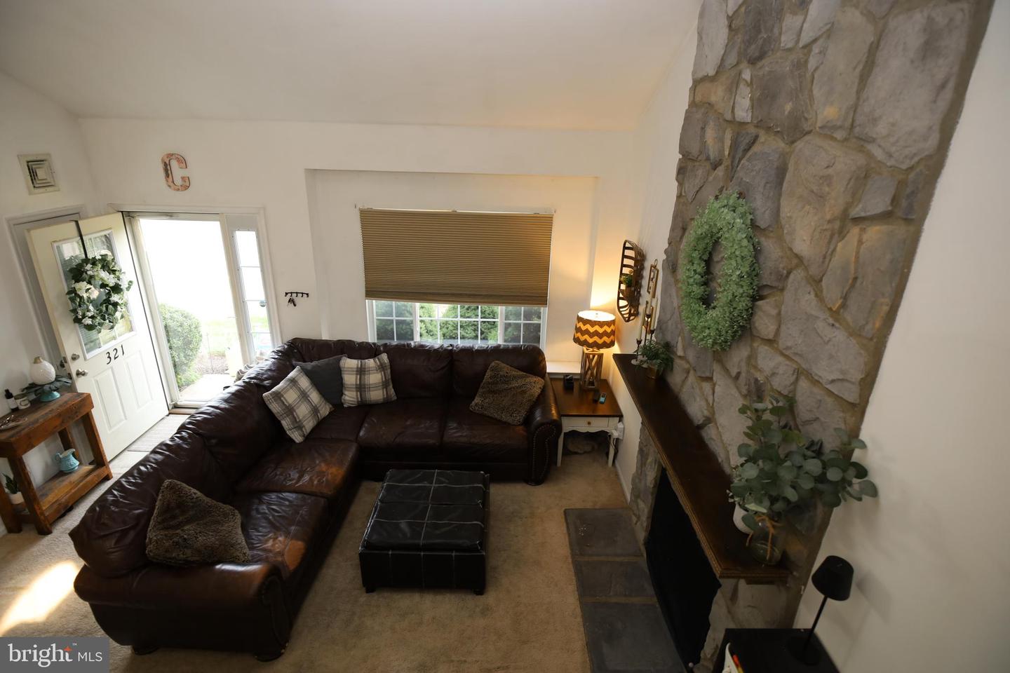 321 Wind Ripple Ct Property Photo 5