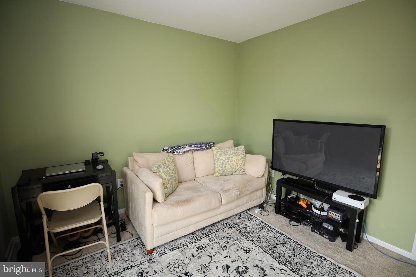 321 Wind Ripple Ct Property Photo 12