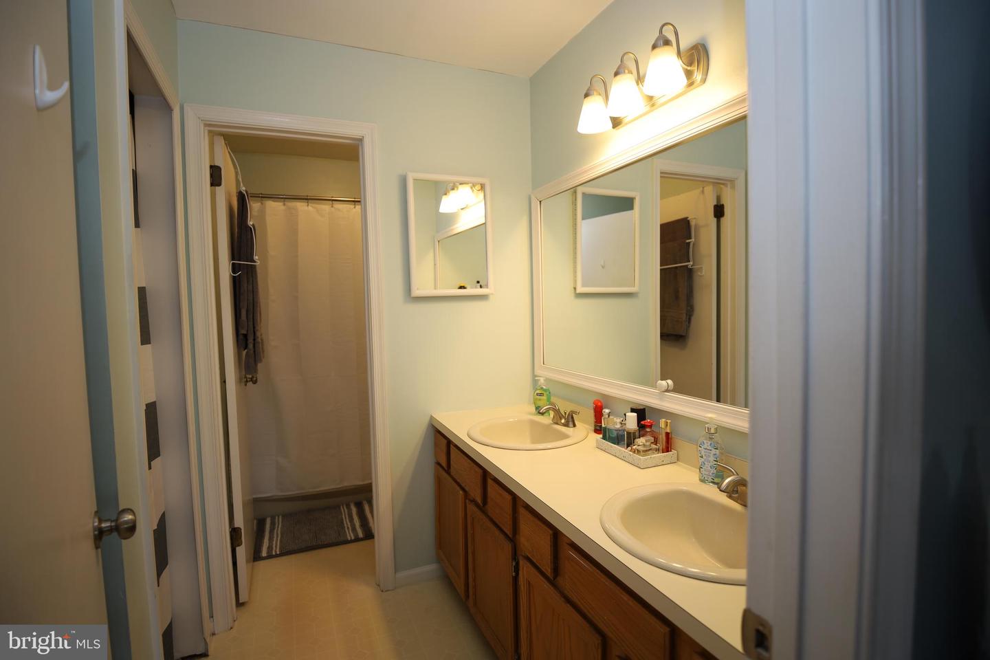 321 Wind Ripple Ct Property Photo 23