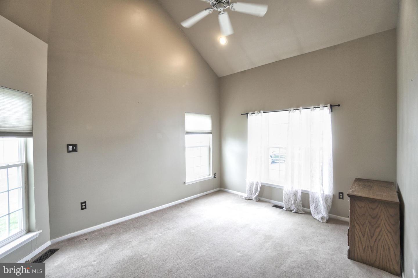2041 Greenes Way Cir Property Photo 7