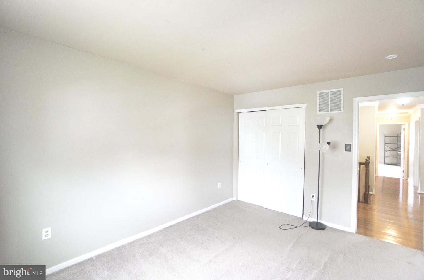 2041 Greenes Way Cir Property Photo 15