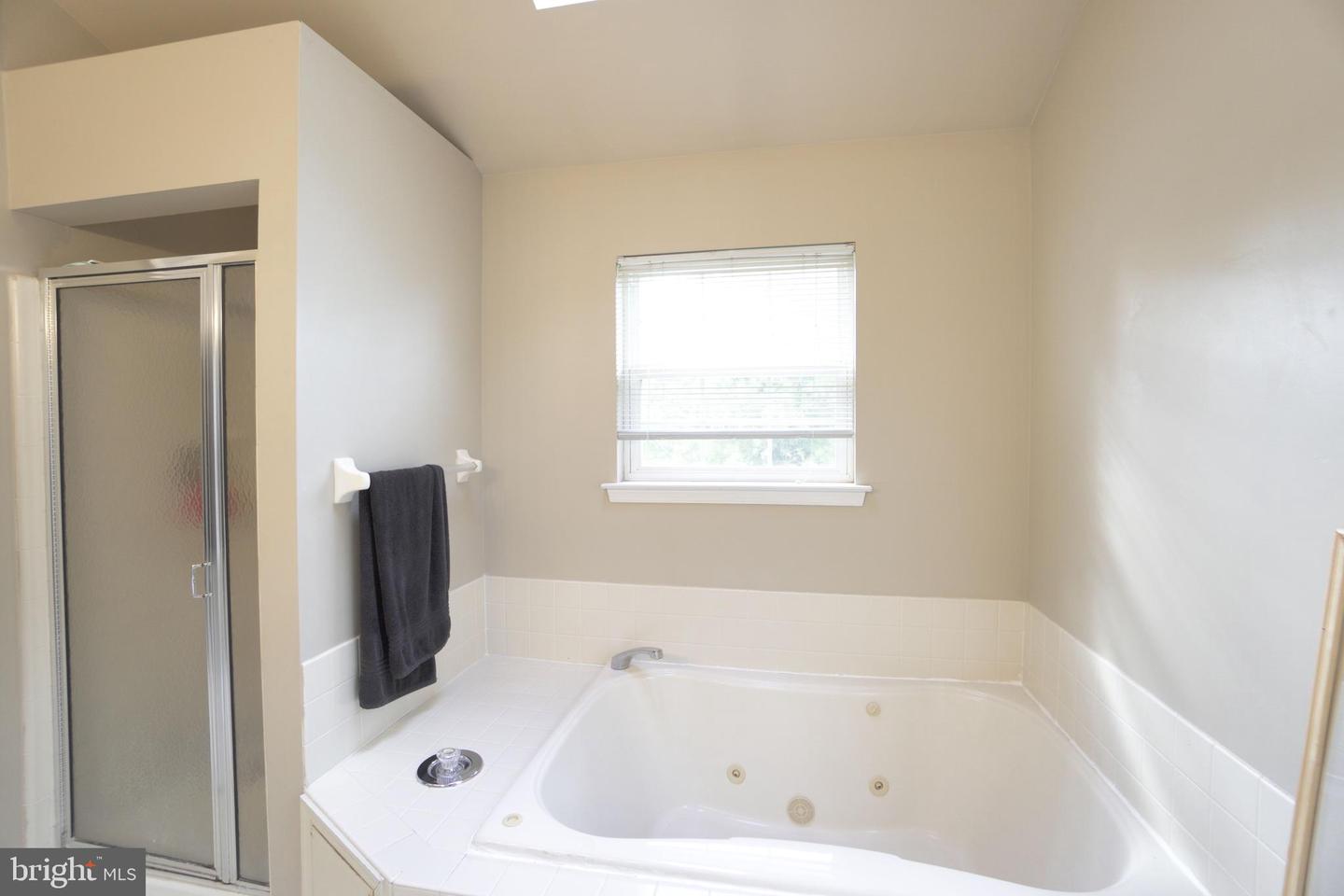 2041 Greenes Way Cir Property Photo 26
